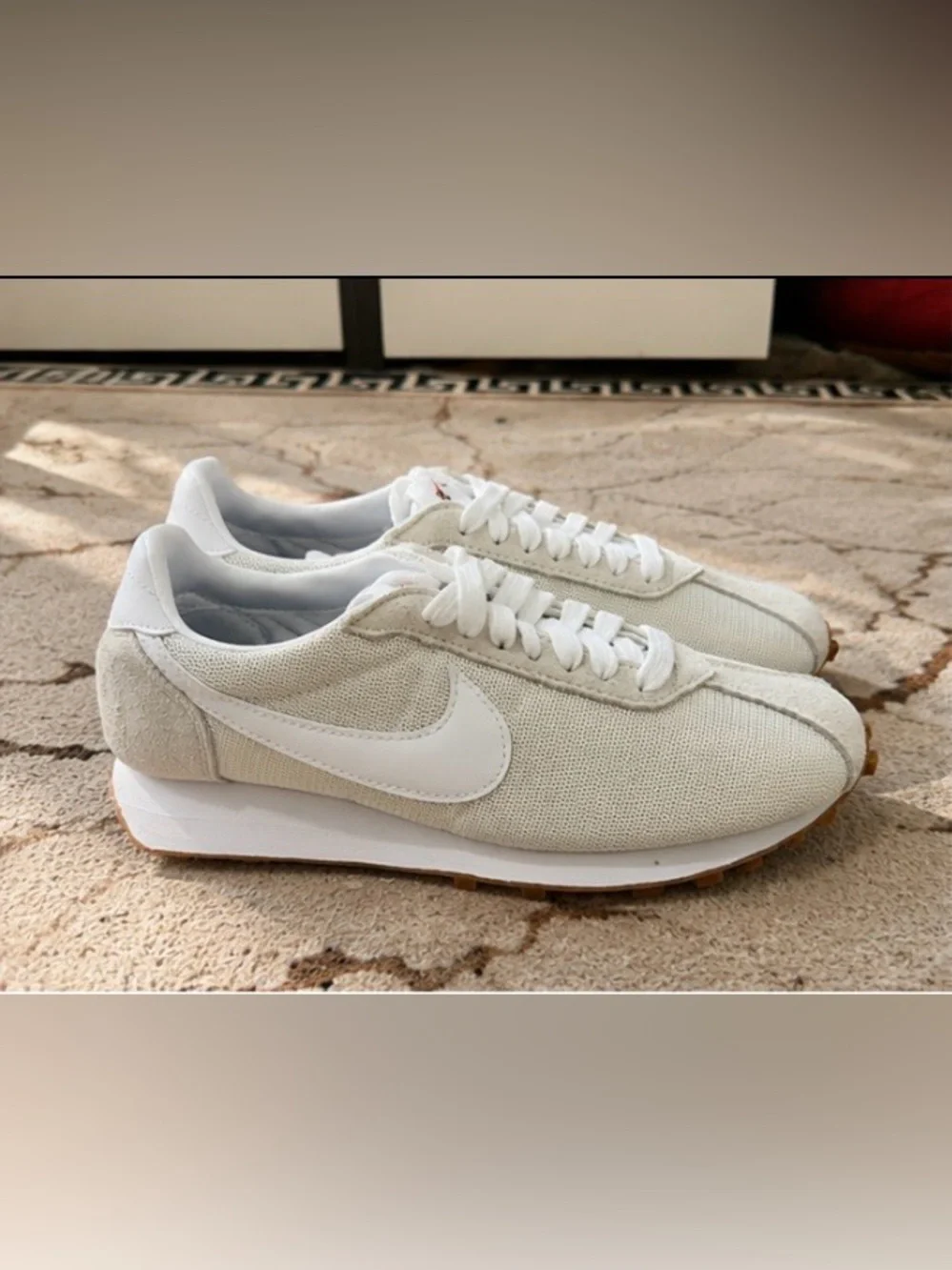Nike lightweight textile